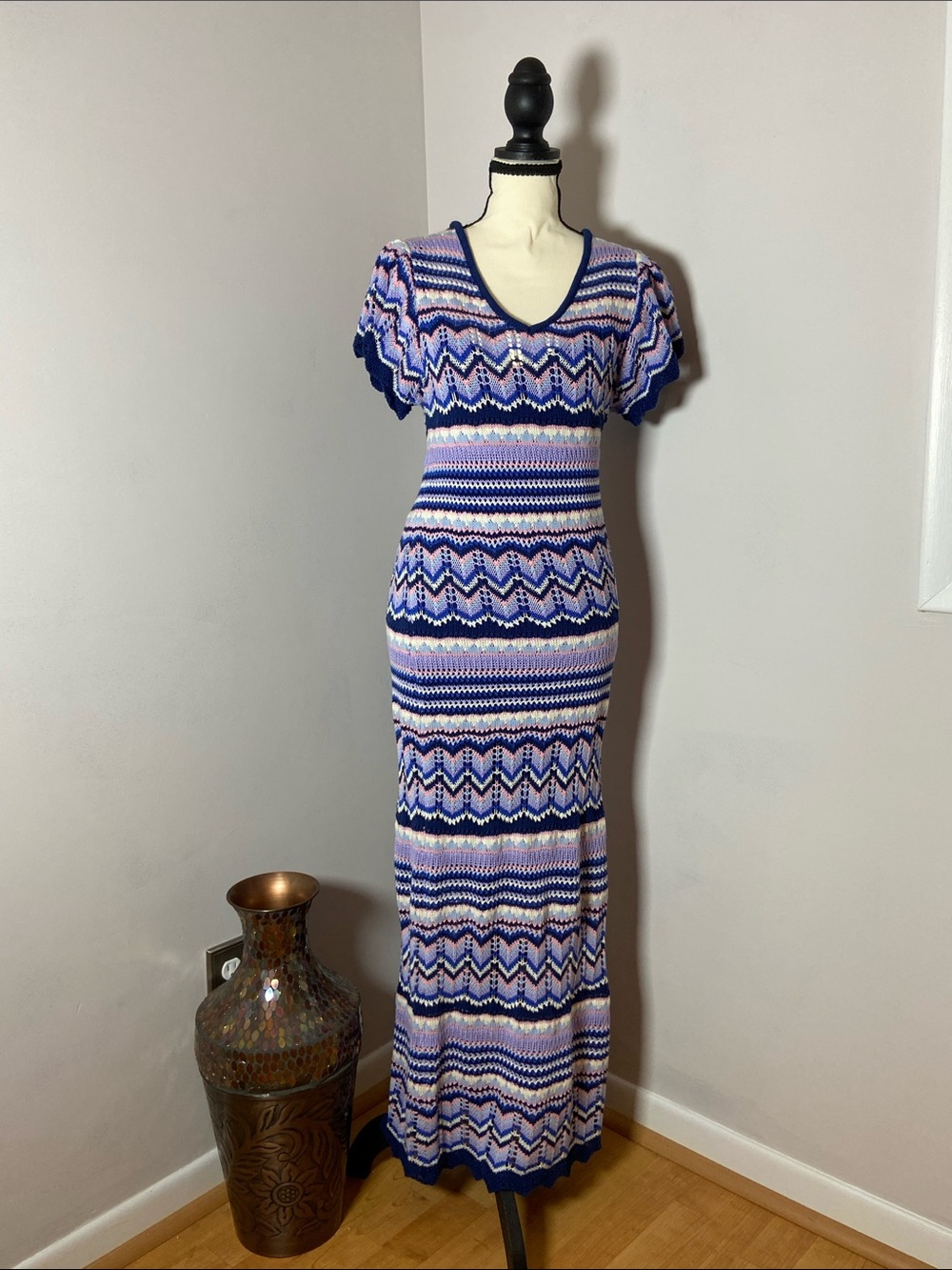 Jessica Simpson Navy, Blue and Lavender Zigzag Knit Maxi Dress SZ S